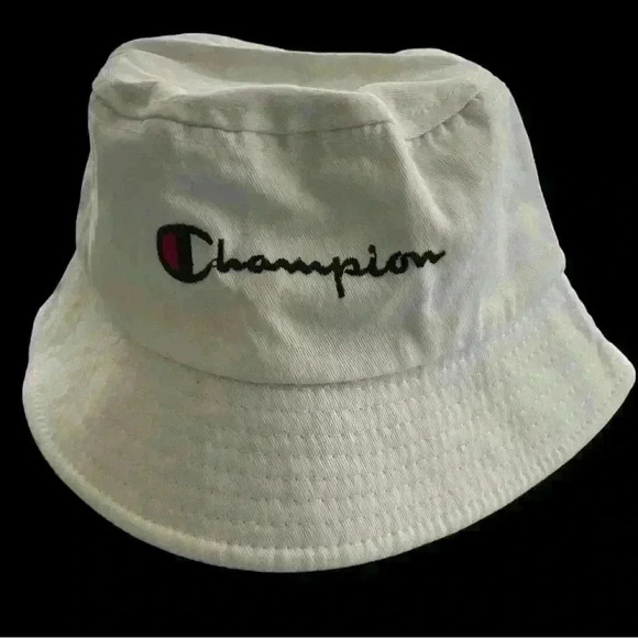 🧢 2 in one bundle - Champion white bucket hat and medium white shirt 👚 - Picture 2 of 3